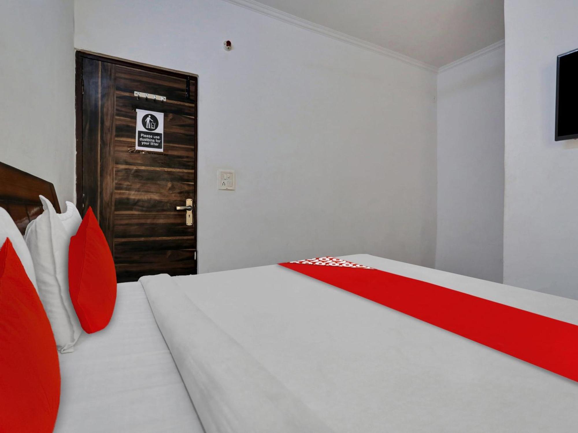 Hotel O Bed Box 4*