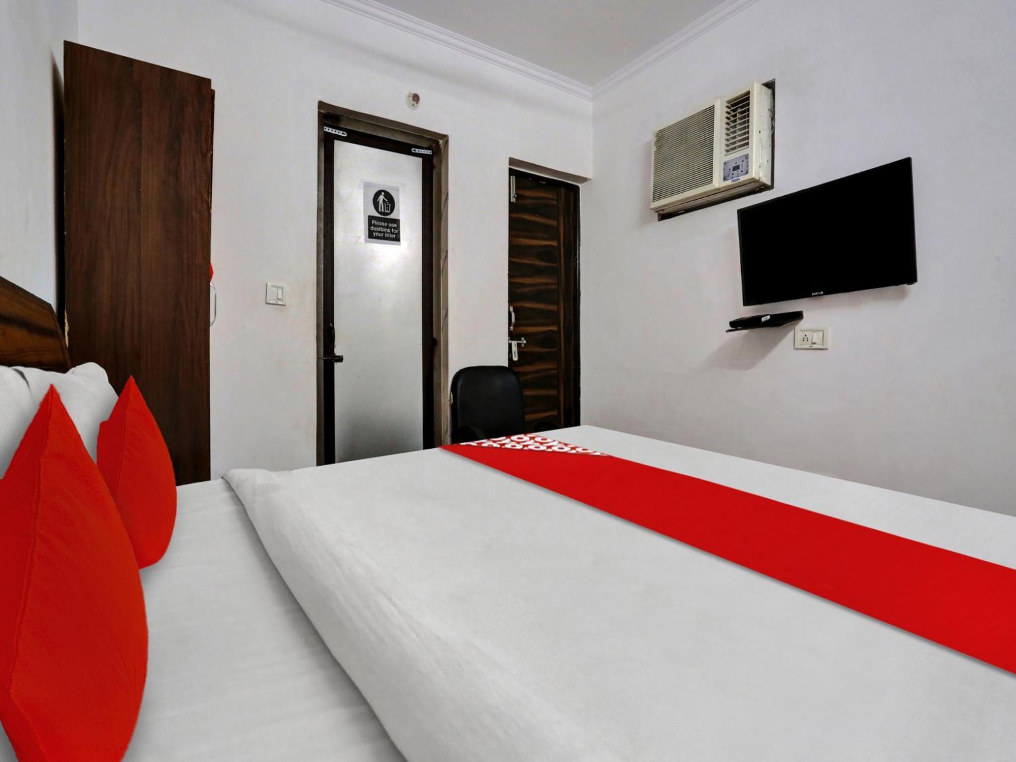 Hotel O Bed Box 4*